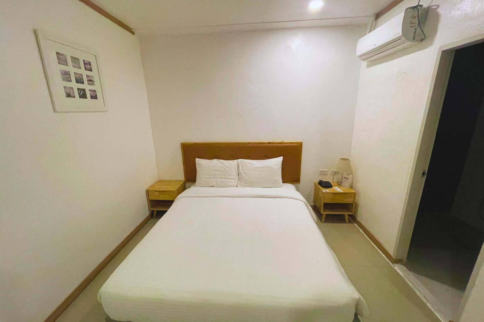 Hotel Halo Angeles City Ruang foto