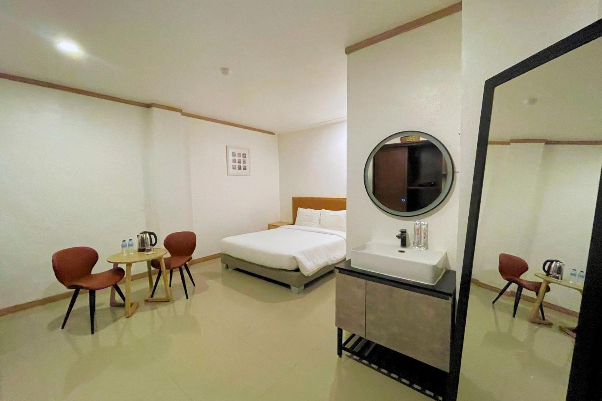 Hotel Halo Angeles City Ruang foto