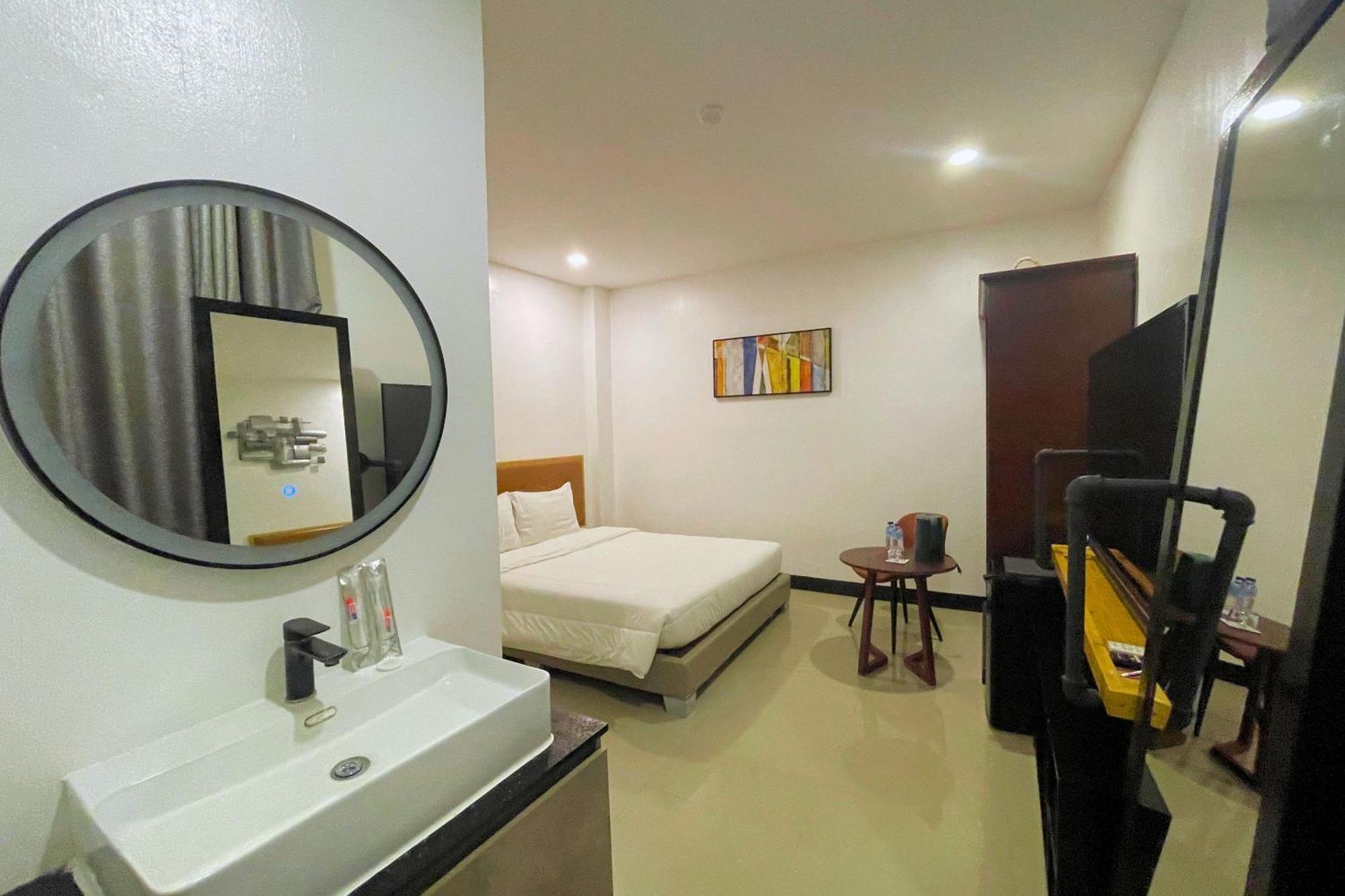 Hotel Halo Angeles City Ruang foto
