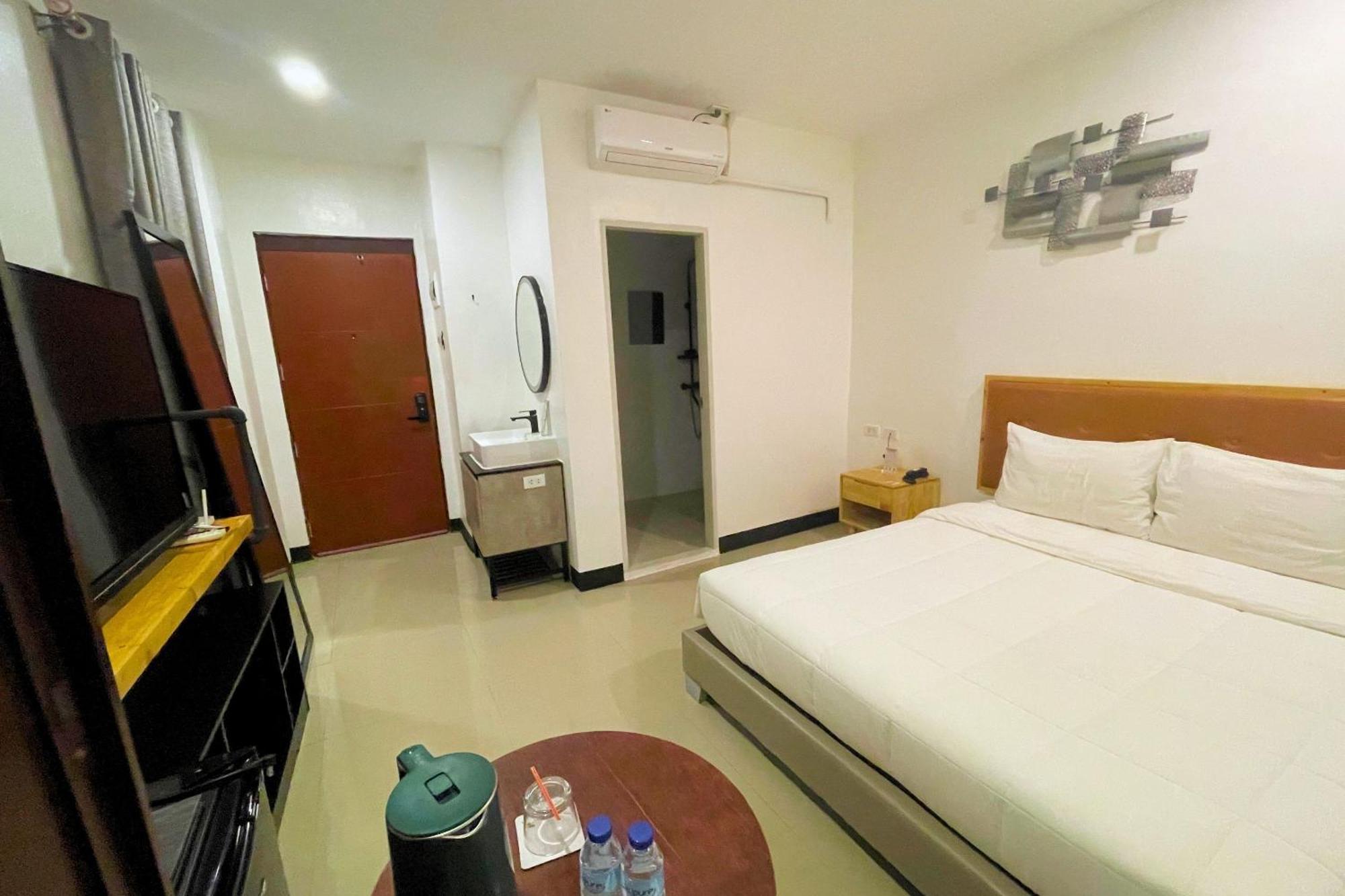 Hotel Halo Angeles City Ruang foto