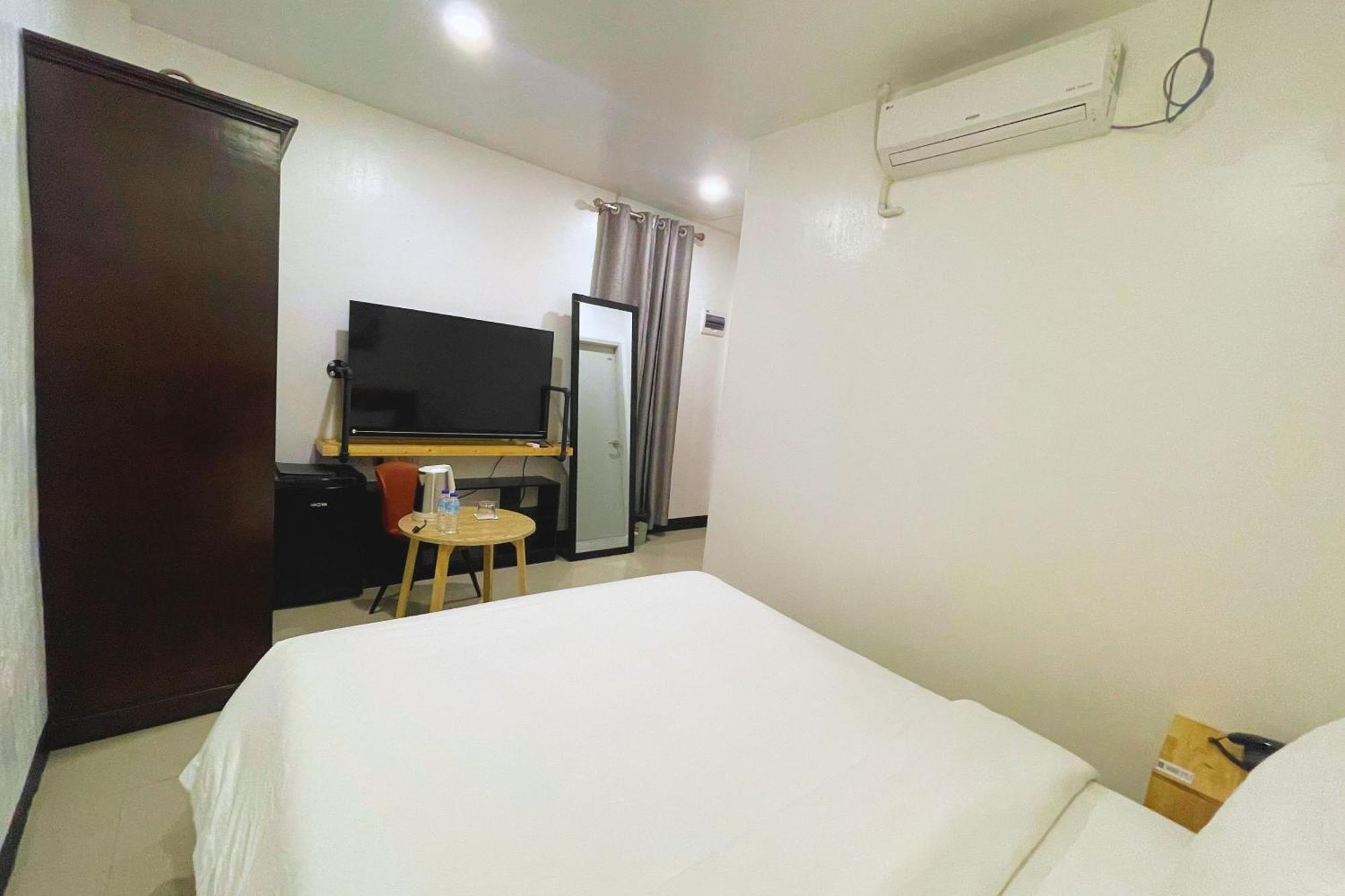Hotel Halo Angeles City Ruang foto