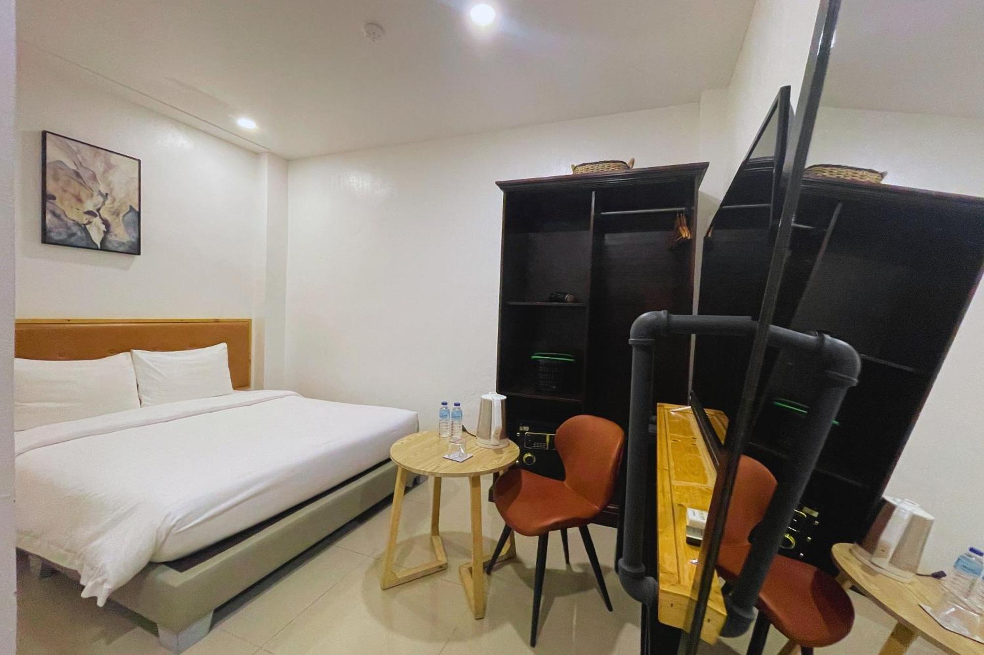 Hotel Halo Angeles City Ruang foto