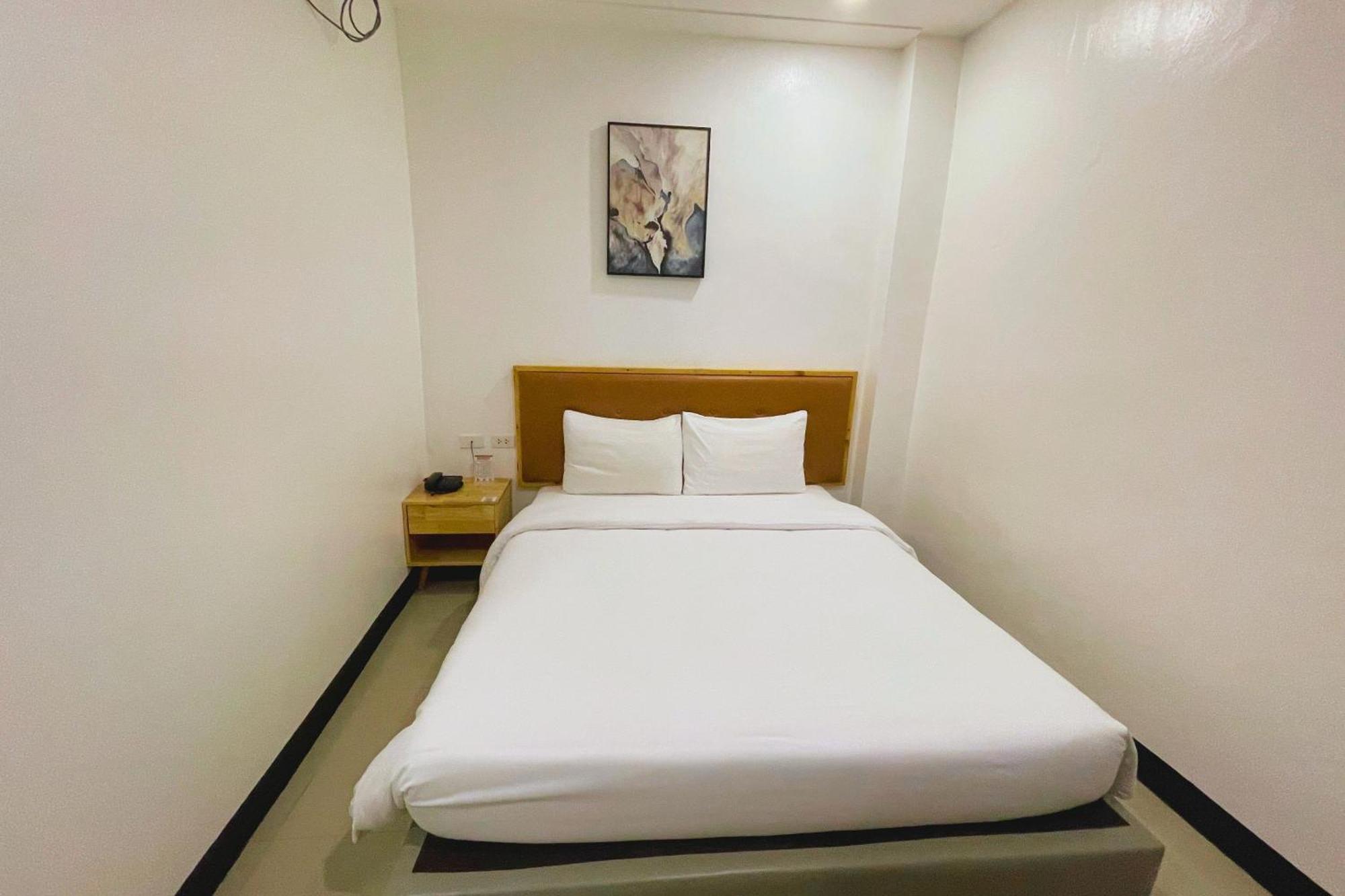 Hotel Halo Angeles City Ruang foto